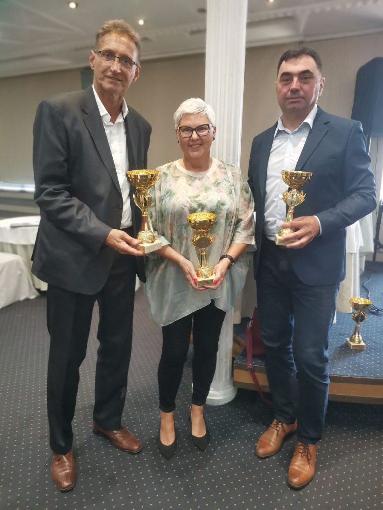 zlatna amfora zrenjaninu